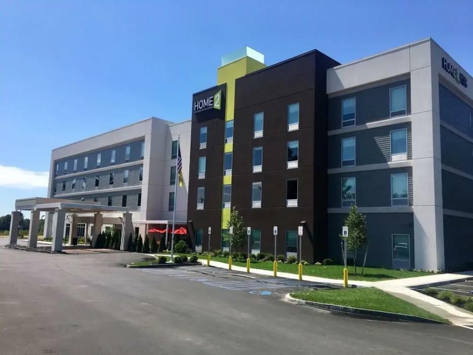 Home2 Suites By Hilton Queensbury Lake George Exterior photo